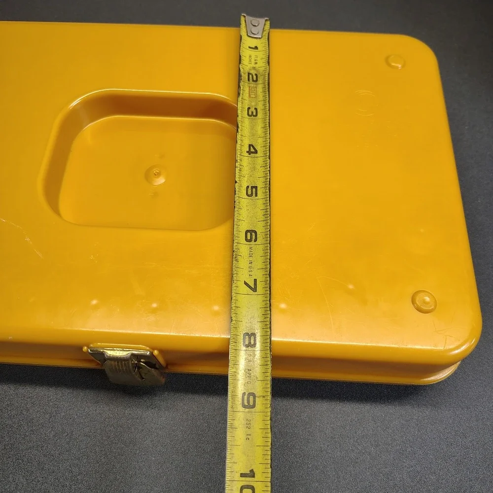 Vintage Wil-hold Sewing Thread and Bobbins Storage Caddy Box Plastic 70s Gold